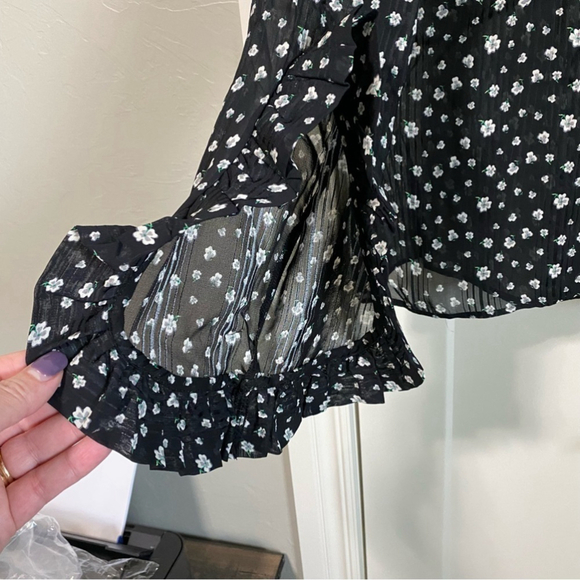 H&m black floral sheer blouse open sleeves size 6 - Picture 3 of 7